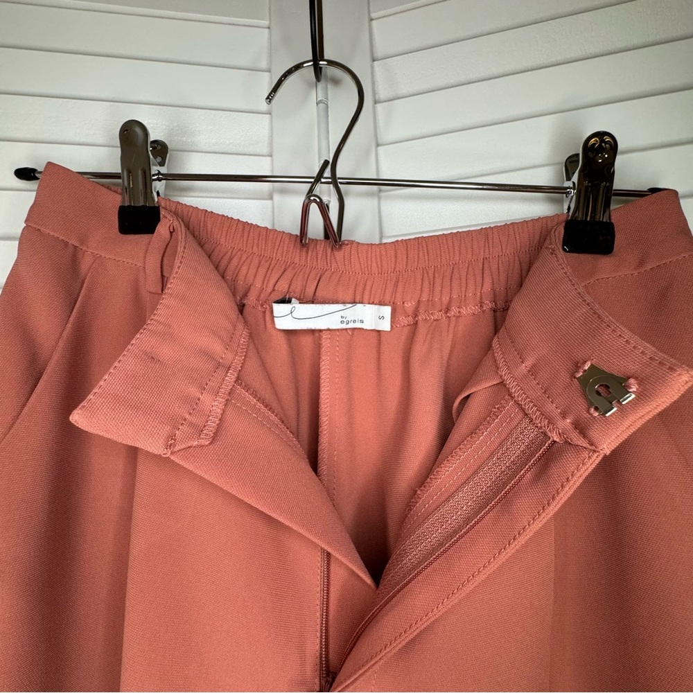 By Egreis Coral Trousers with Button Detail